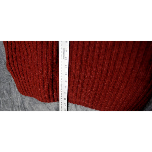 Old Navy Women’s Red Ribbed Tunic Sweater Size Small Soft Knit Pullover - Picture 4 of 5
